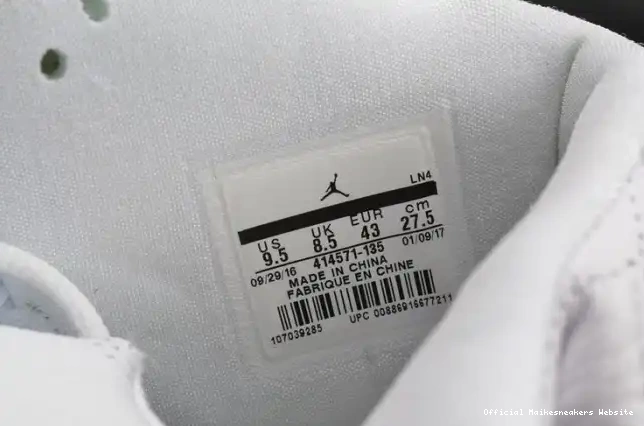 Official Maikesneakers 13 mens MOMENTS